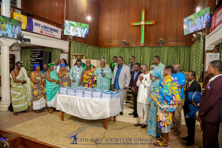 Asante Twi braille Bible volumes at launch ceremony