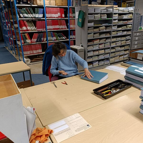 Volunteer binding